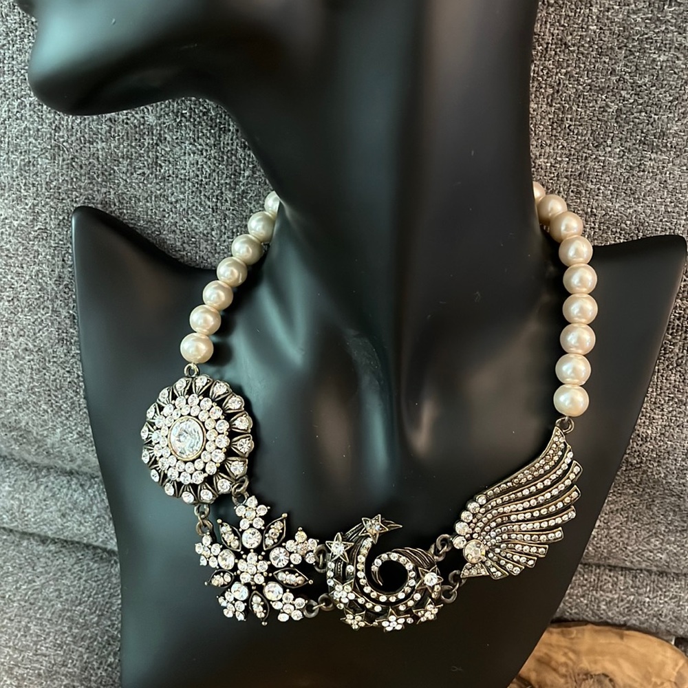 Anthropologie Pearl and Rhinestone Brooch Cluster Bohemian Statement Necklace